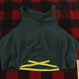 Fabletics shellie midi sports bra